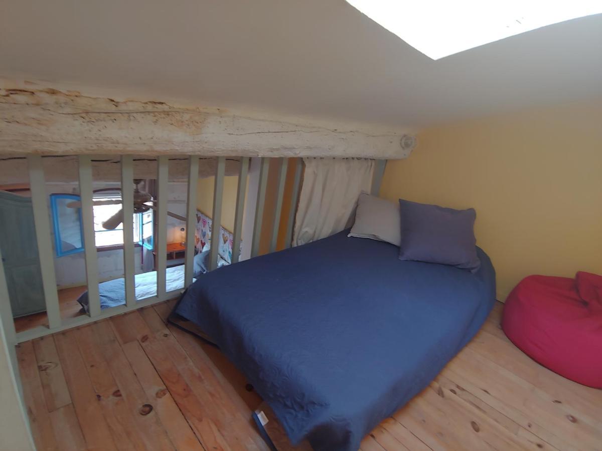 Charmante Maison Arlesienne A L'Ombre Des Arenes, De 2 A 5P Bagian luar foto