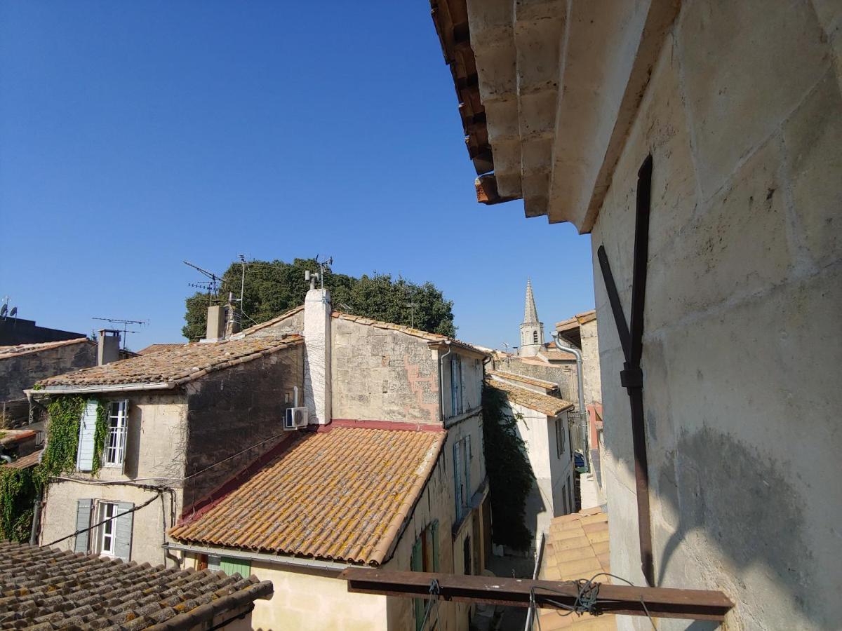 Charmante Maison Arlesienne A L'Ombre Des Arenes, De 2 A 5P Bagian luar foto