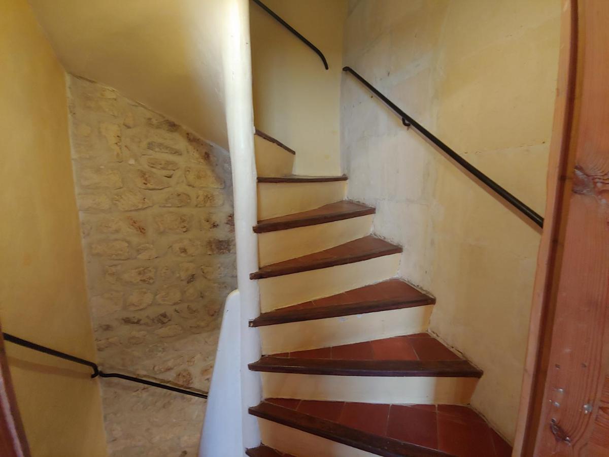 Charmante Maison Arlesienne A L'Ombre Des Arenes, De 2 A 5P Bagian luar foto