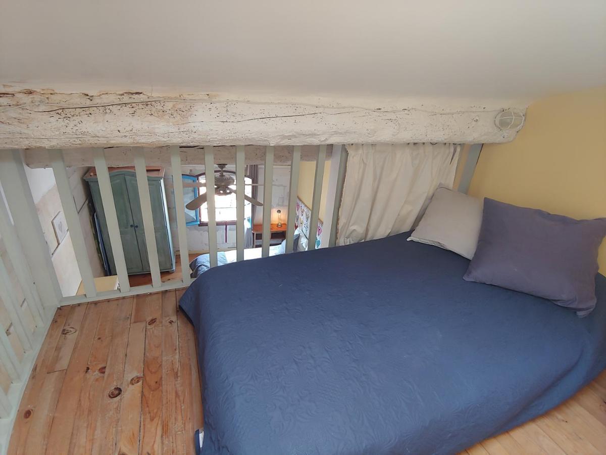 Charmante Maison Arlesienne A L'Ombre Des Arenes, De 2 A 5P Bagian luar foto