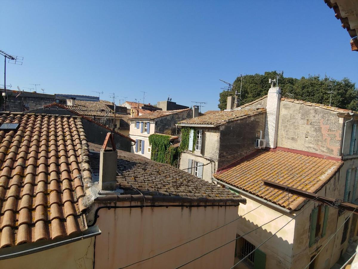 Charmante Maison Arlesienne A L'Ombre Des Arenes, De 2 A 5P Bagian luar foto